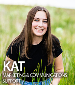 Kat Knackstedt headshot